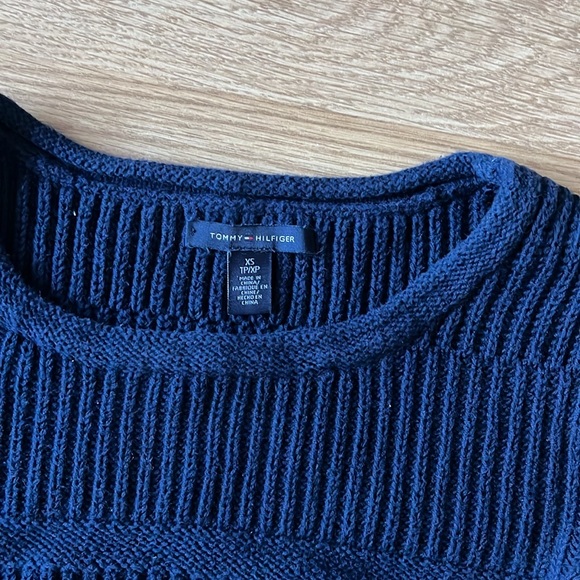 Tommy Hilfiger Round Neck Cotton Knit Sweater - Navy Blue - Picture 3 of 8